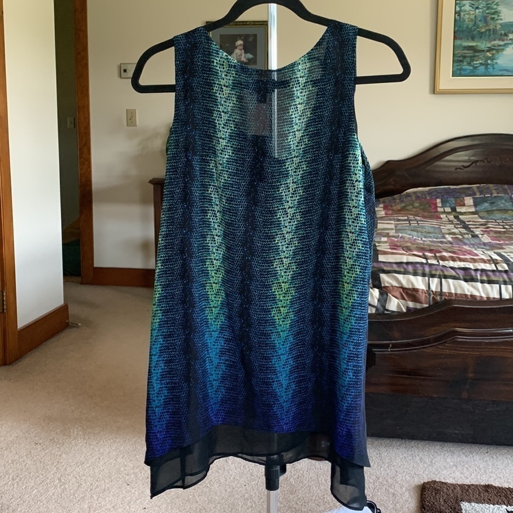 Worthington sheer tank blouse with lining. NWT Size M - Picture 2 of 4